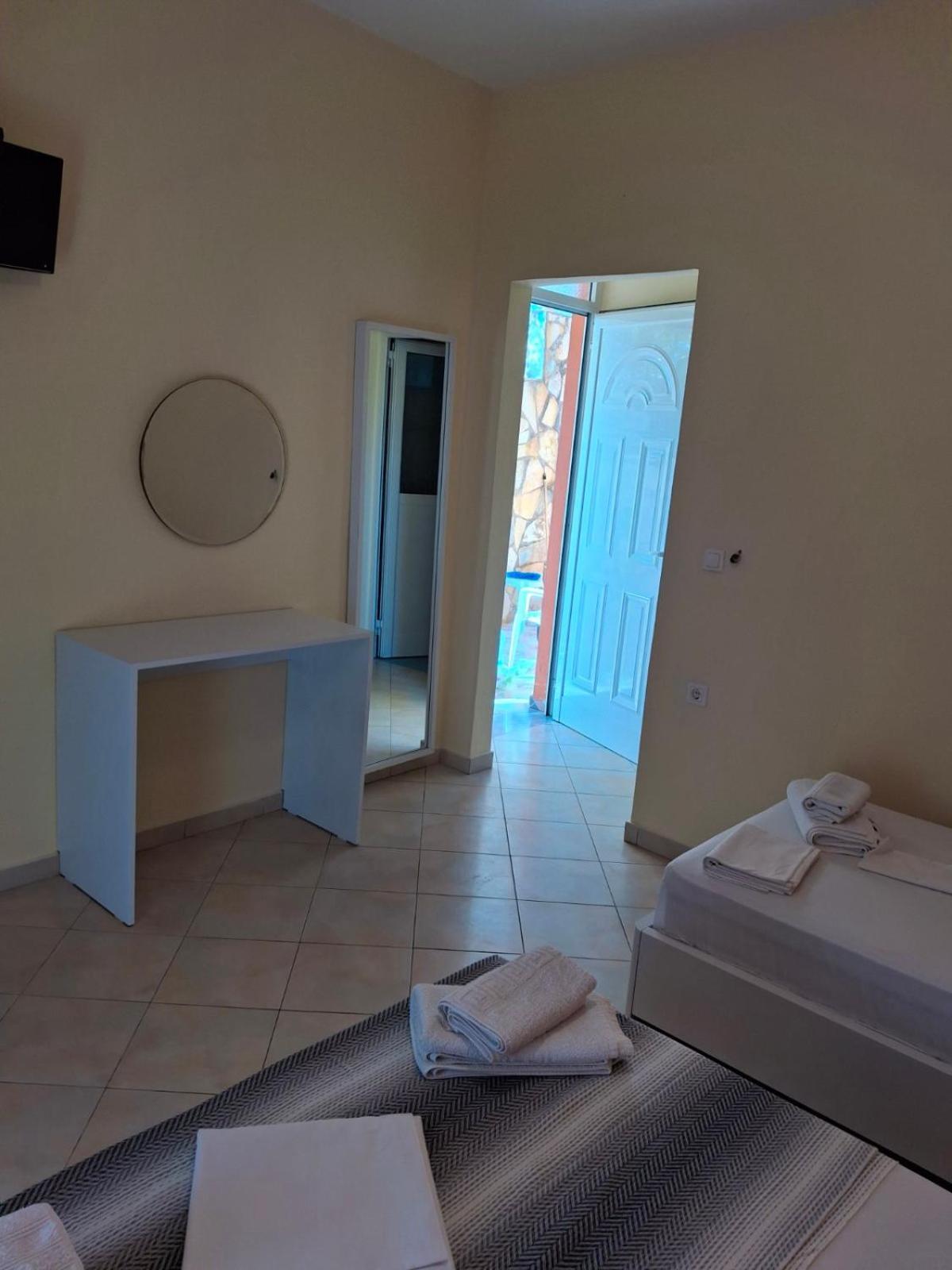 Adriana Apartments Himara Zewnętrze zdjęcie